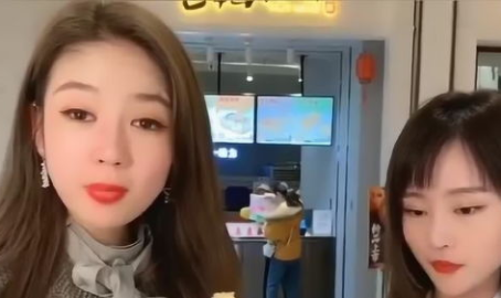 两个小姐姐吹牛的视频,笑料百出!